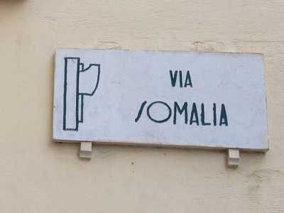 I (tanti) riferimenti al Ventennio per le strade baresi