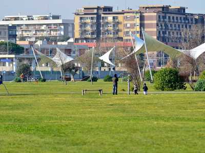 Degrado e prostituzione a Parco Perotti