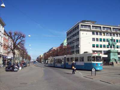 Una delle strade del centro cittadino