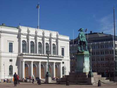 La statua del fondatore della citt�, re Gustav Adolf