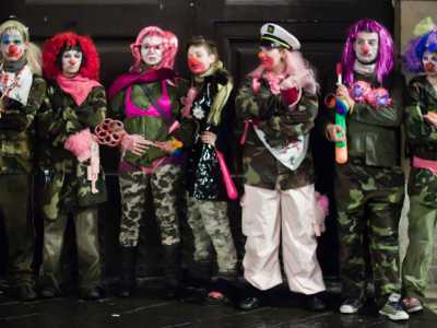Il gruppo Clown army