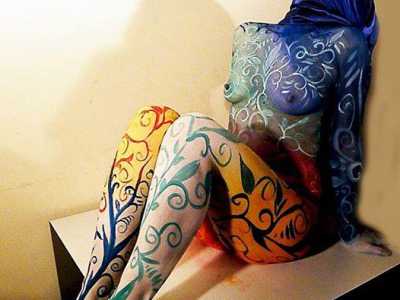 Body Painting chiamato Christine Margurite D, di Miguel Gomez. Il nome dell'opera � lo stesso della modella