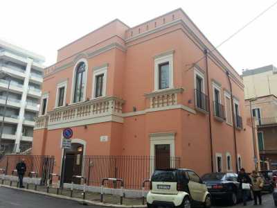 La villa che si trova nell'isolato compreso tra via Lucera e via Lecce. E' ora sede della Coldiretti