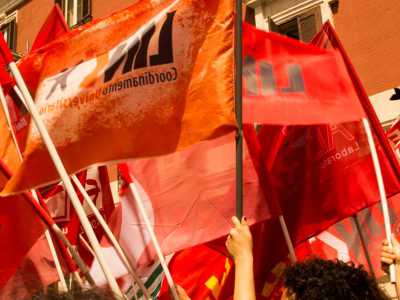 Bari, sciopero generale della scuola: le foto