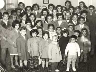 Immagine dei bambini profughi accolti nella citt� di Taranto nel Comitato Associazione Nazionale Venezia Giulia e Dalmazia