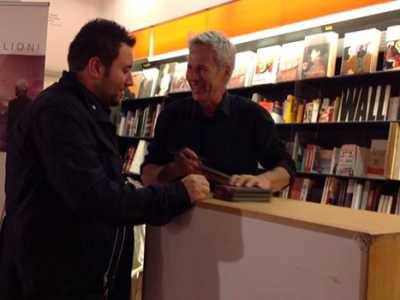 Fabrizio Limuli alla Feltrinelli per il Firmacopie di Claudio Baglioni