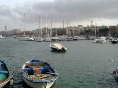 Bari, panorama della citt� e dal lungomare Augusto Imperatore nei pressi del molo di Sant'Antonio 