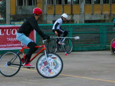 Un altro gruppo del Corato Bike Polo 