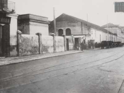 ...facendo infine capolinea in piazza Disfida di Barletta