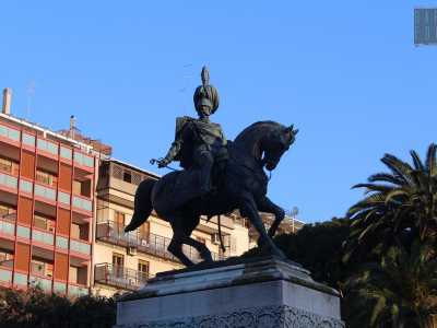 Filippo Cifariello � autore, tra le altre, della statua equestre di re Umberto I...
