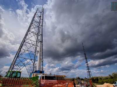 Prima di andarcene per� rialziamo nuovamente la testa per ammirare le due antenne poste una accanto all�altra...