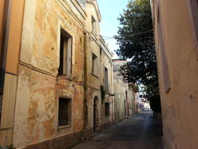 Il pericolante ex ospedaletto di San Cataldo