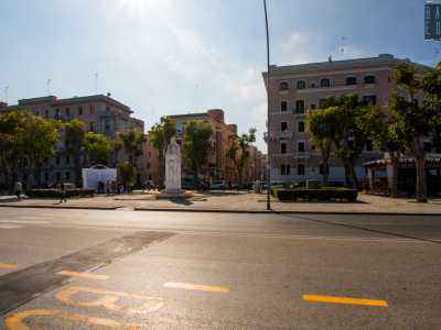 I complessi Incis di Bari