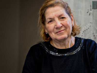 Meuccio, che non si � mai sposato, vive con la 67enne sorella Lucia. �La sua � una passione maniacale�, ci racconta allegramente la donna