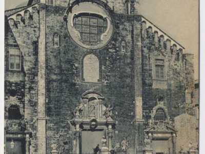 Ma i luoghi maggiormente spogliati della propria storia artistica furono i due templi della citt�: la Cattedrale di San Sabino e la Basilica di San Nicola