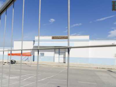 Procedendo verso nord sul lungomare si incontra il "Lido Massimo"