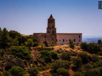 Da questo stesso punto � infine visibile il convento di San Francesco: l�unica testimonianza rimasta dell�antica citt� di Anglona, oggi frazione di Tursi