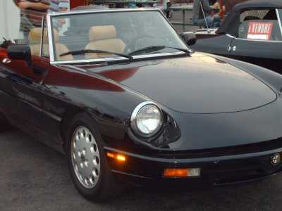 ...ma anche l'Alfa Romeo Duetto (foto di Bull-Doser)