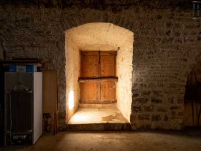 La struttura infatti ne possiede altri due, di cui uno originale collocato sul retro...