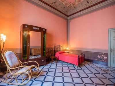 Da una delle porte accediamo alla stanza Ippogrifo