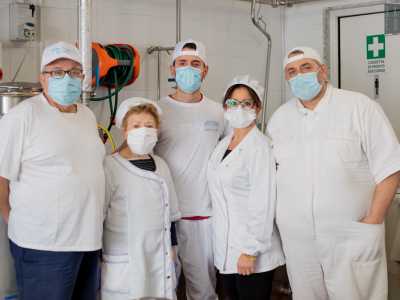 ...dai suoi tre figli Donato, Massimo e Antonella e dal nipote Mattia