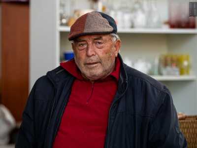 ...troviamo il titolare: il 72enne Matteo De Girolamo