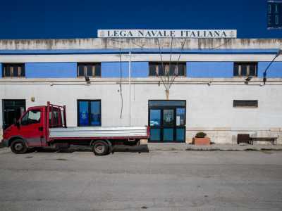 ...e la Lega Navale del 1901, uno dei sei circoli nautici baresi