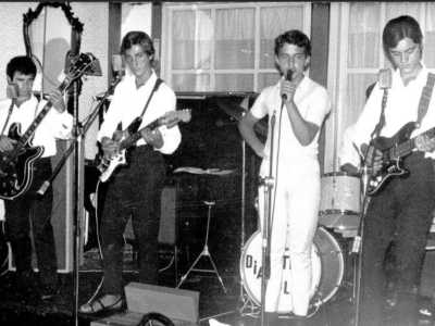 ...e complessi musicali (foto di Musica e Spettacolo di Bari e Pronvincia. Gianni Grazioso)
