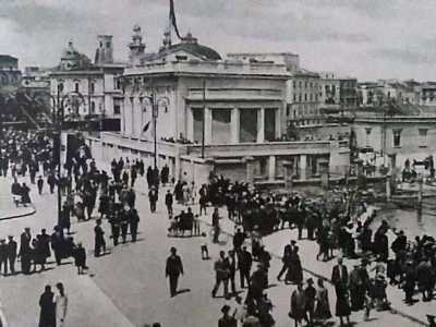 Nel 1923 per volere dell�allora presidente Giuseppe Lembo in sostituzione della struttura in legno venne edificata un�elegante palazzina in stile liberty