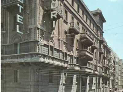 Tra gli anni 60 e gli anni 80 cambi� nome in Hotel Astoria e attualmente ospita uffici e appartamenti