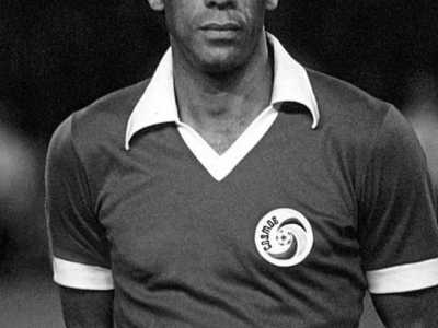 2) Carlos Alberto - Brasile