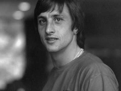 8) Johan Cruijff - Olanda