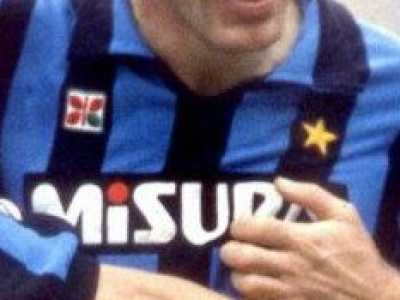 11) Karl-Heinz Rummenigge - Germania Ovest