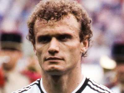 3) Hans Peter Briegel - Germania Ovest