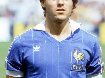 2) Manuel Amoros - Francia