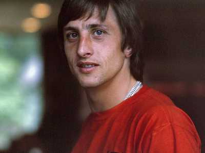 9) Johan Cruijff - Olanda