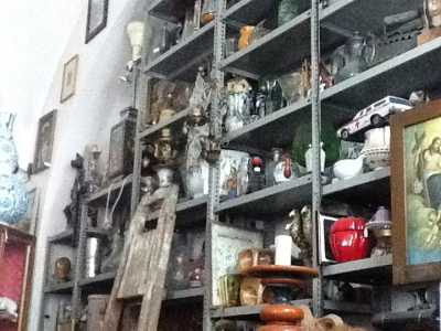 Bari, la bottega del collezionismo
