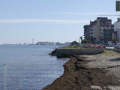 Qui � possibile scorgere in lontananza il porto di Bari