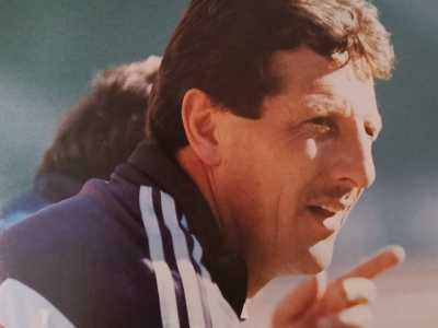 Dal 1993 al 1995 fu tecnico del Bari Giuseppe Materazzi che consegu� una promozione e una salvezza in serie A. Meno fortunato il suo percorso in occasione della "richiamata" in biancorosso datata 2007