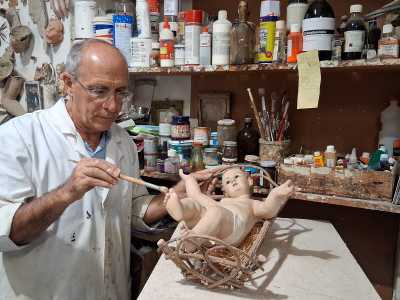...e un Ges� bambino nella culla