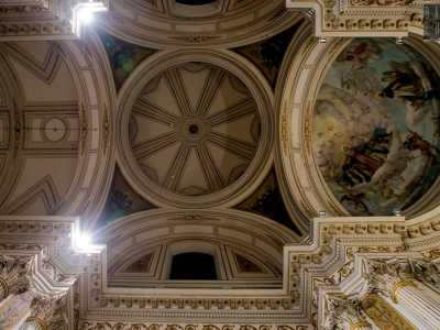 ...e di San Francesco da Paola in piazza Garibaldi