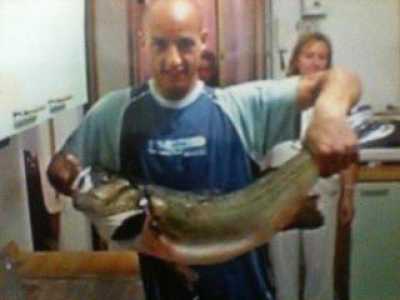 Una spigola pescata allo stato brado (foto di Giuseppe Castelletti)