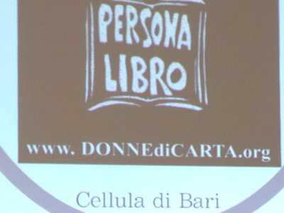 Logo dell'associazione Persone libro di Bari, fondata da Francesca Palunbo