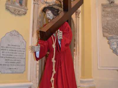 5- Ges� caricato della Croce (Criste che la cr�scia n-gu�dde)