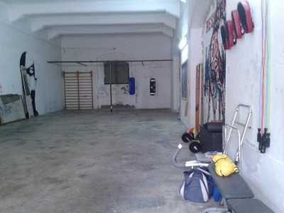 L'interno della palestra popolare