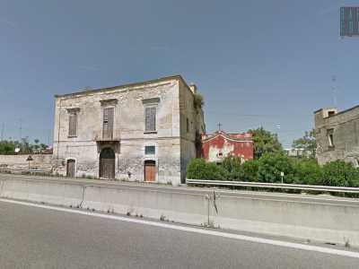 Bari, la cappella di Sant'Anna sulla tangenziale