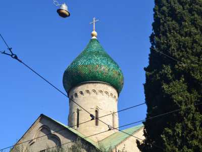Chiesa russa e il cuo caratteristico cipollone