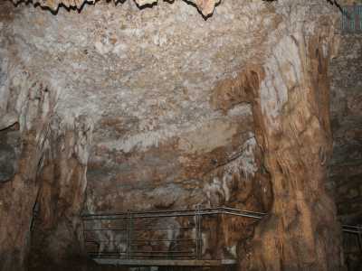 Siamo in un ammaliante ambiente lungo 50 metri e largo 20