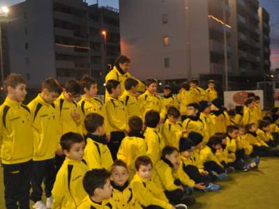 Un gruppo di aspiranti calciatori dell'Asd Palese