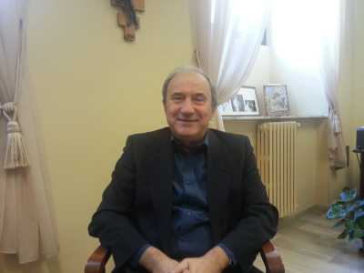 Il parroco della Cattedrale, don Franco Lanzolla